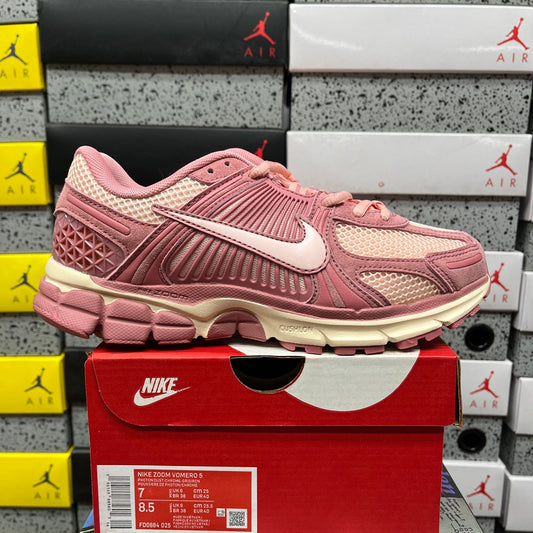 Nike Vomero 5 - #120