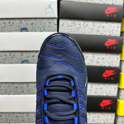 Nike X FFF Air Max Tuned 1 - #112